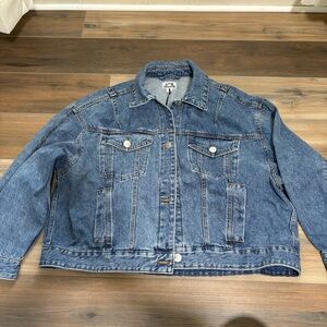 NWT Future Collective Target Cropped Women’s 80s Trucker Denim Jacket SIZE L